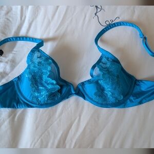Savage X Fenty NWOT Teal Lace Bra